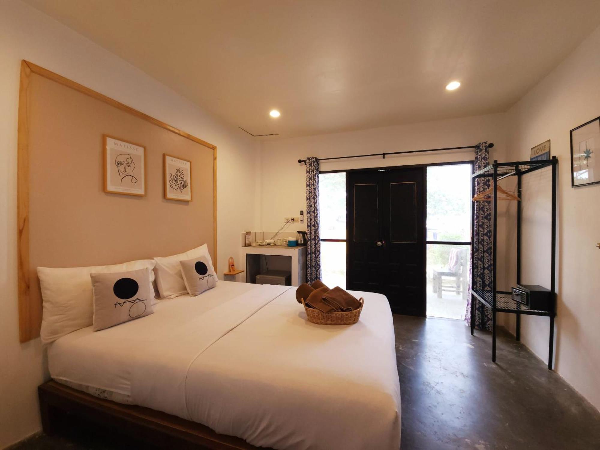 Minnie Seaview Resort Koh Samet Bagian luar foto