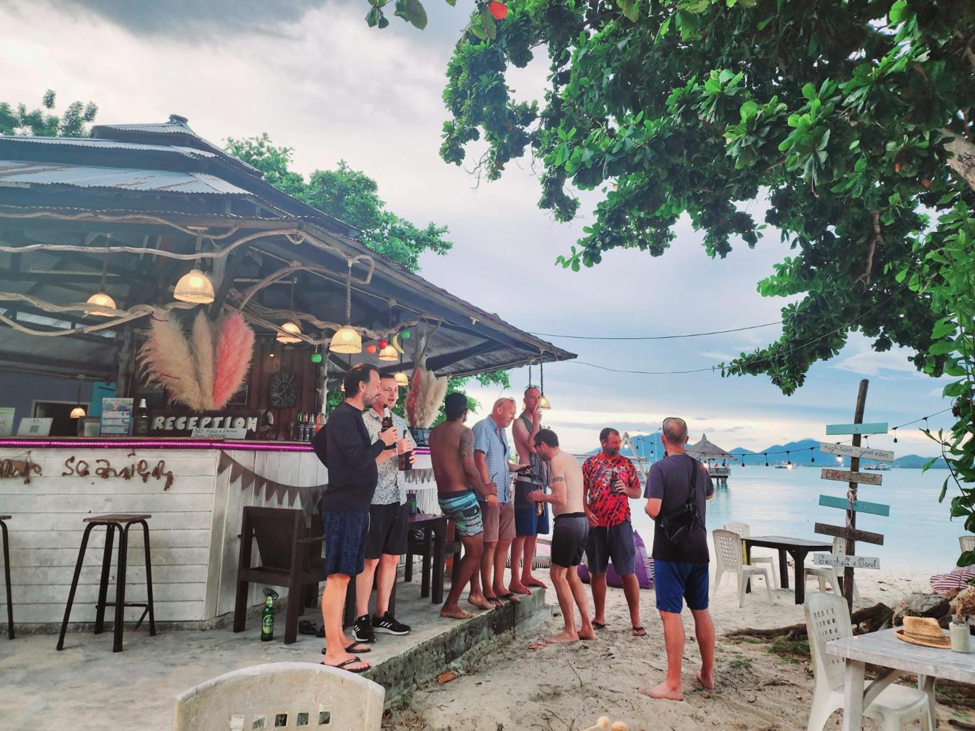 Minnie Seaview Resort Koh Samet Bagian luar foto