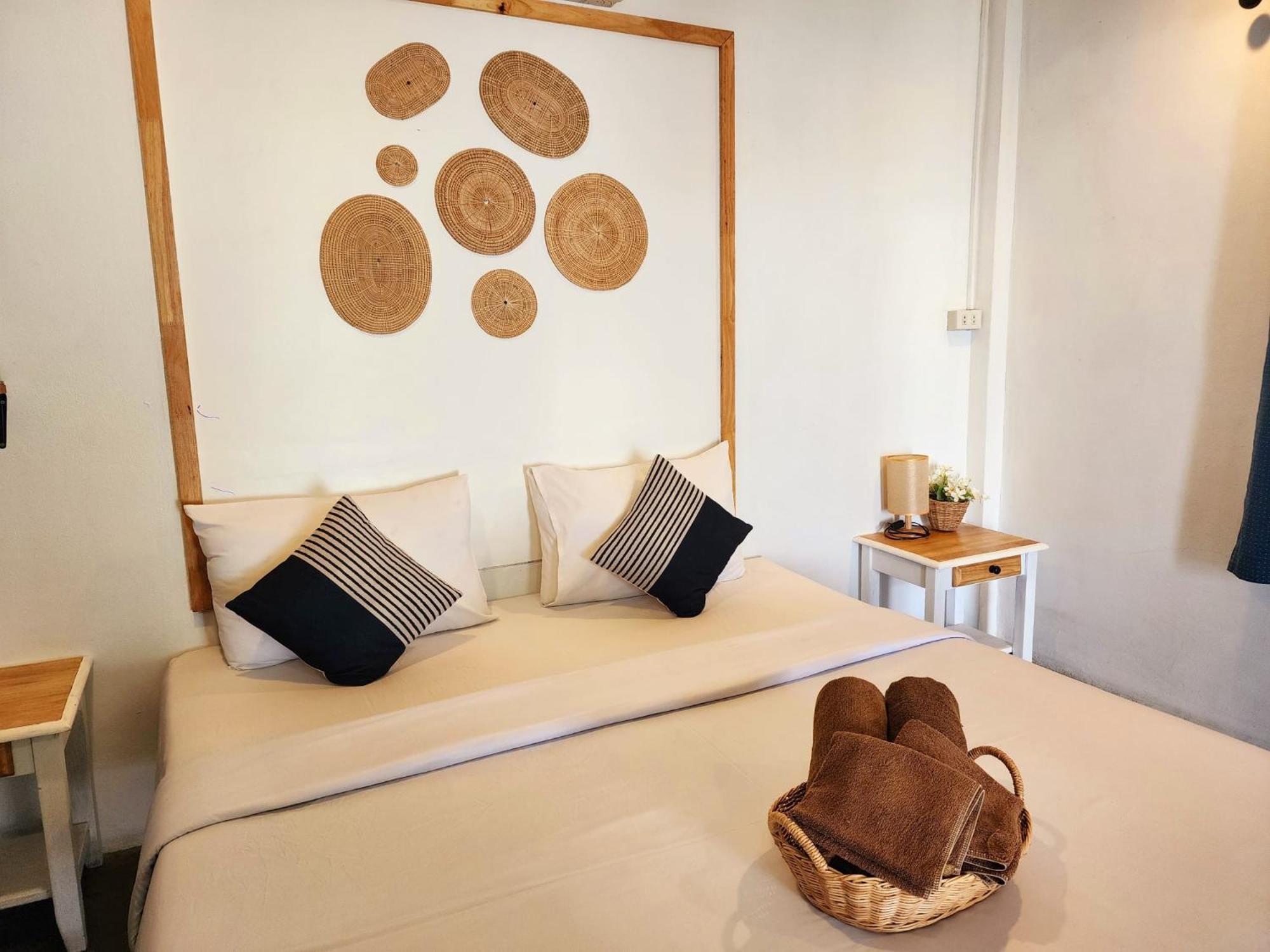 Minnie Seaview Resort Koh Samet Bagian luar foto