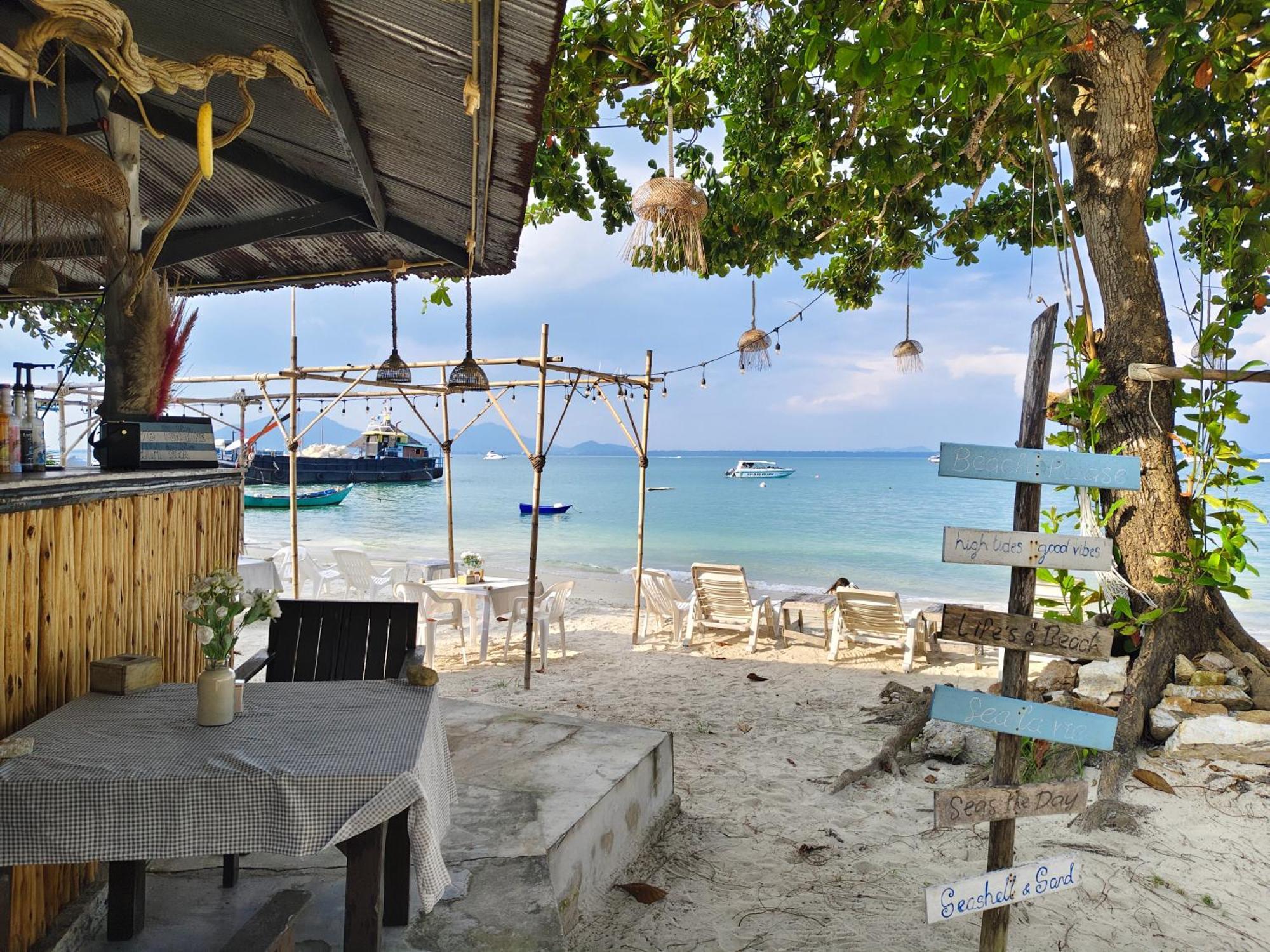 Minnie Seaview Resort Koh Samet Bagian luar foto